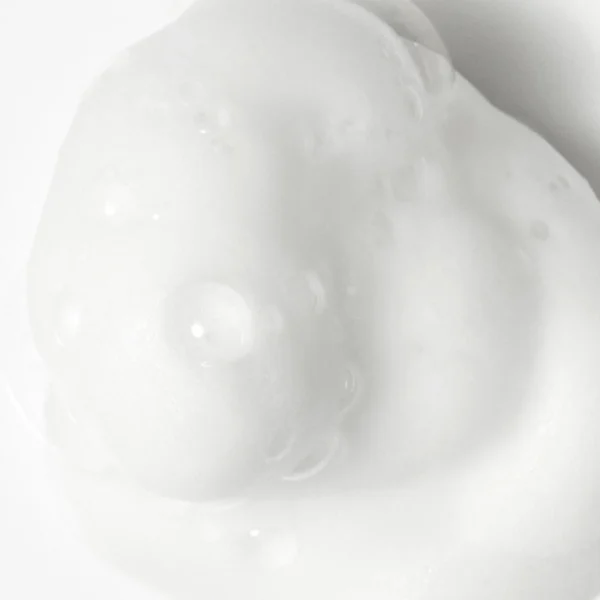Obagi SUZANOBAGIMD TM Foaming Cleanser- Putojantis prausiklis, 200ml - Image 2