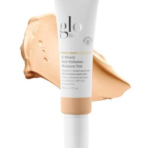 Glo Skin Beauty APSAUGINIS DRĖKINAMASIS KREMAS SU ATSPALVIU NUO TARŠOS SPF 30 C-SHIELD / PROTECT+PREVENT C-SHIELD ANTI-POLLUTION MOISTURE TINT SPF 30 2N