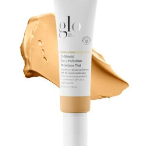 Glo Skin Beauty APSAUGINIS DRĖKINAMASIS KREMAS SU ATSPALVIU NUO TARŠOS SPF 30 C-SHIELD / PROTECT+PREVENT C-SHIELD ANTI-POLLUTION MOISTURE TINT SPF 30 5W
